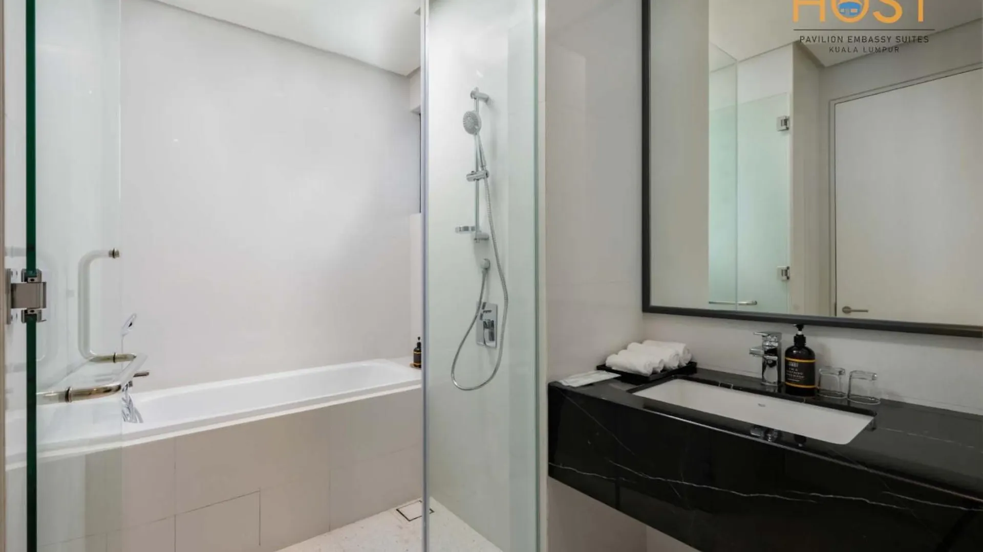 Appartement Pavilion Embassy Suites Kl By Perfect Host Kuala Lumpur Maleisië