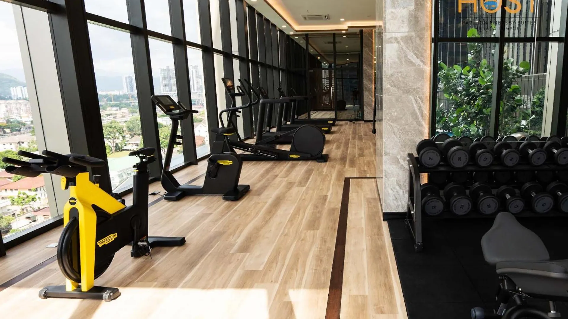 Pavilion Embassy Suites Kl By Perfect Host クアラルンプール