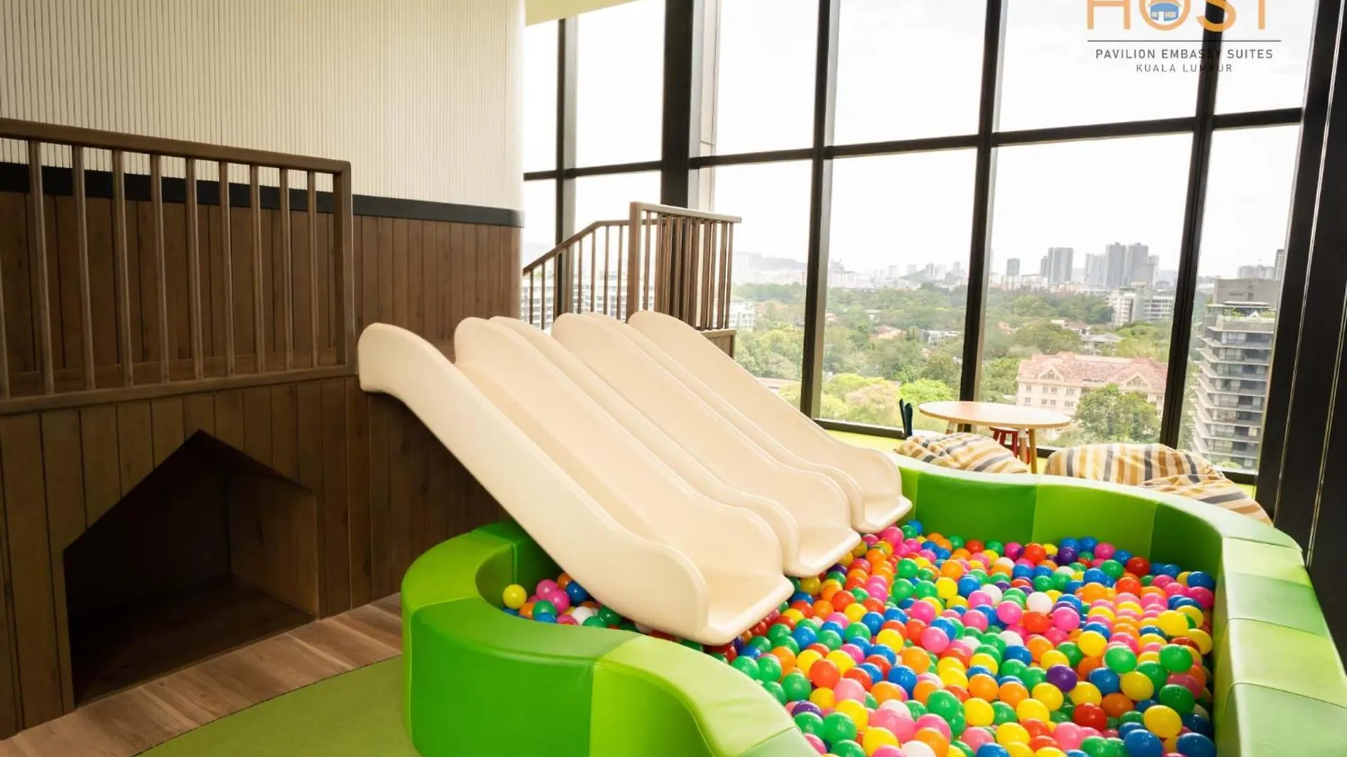 Pavilion Embassy Suites Kl By Perfect Host クアラルンプール マレーシア